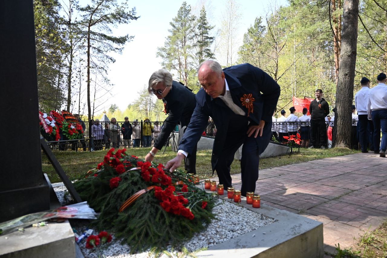 Прогремела слава нашего полка